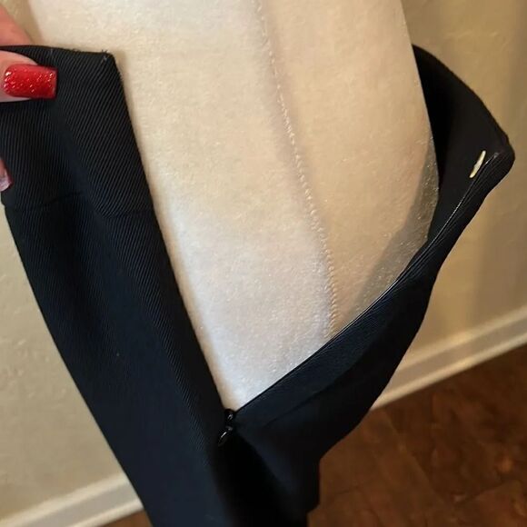 AKRIS Punto Black Textured Wool Wide Leg Flat Front Side Zip Pants, 6! - Picture 5 of 9